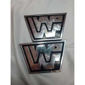 WWF WWE Attitude‎ Silver Wrestling Action Figure Stand Set X 2 Display Base